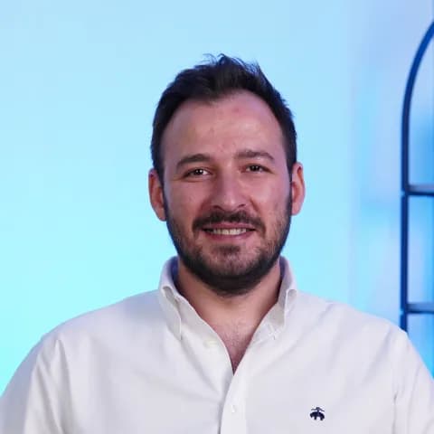 Av. Kaan Şafak